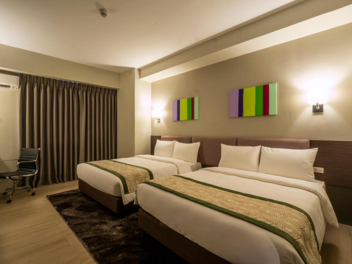 Sequoia Hotel Manila Bay Paranaque City エクステリア 写真