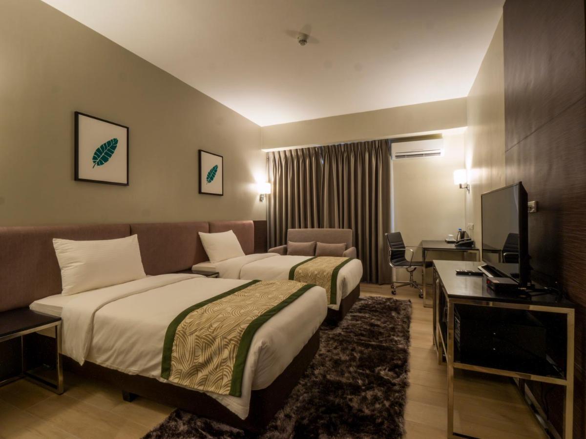 Sequoia Hotel Manila Bay Paranaque City エクステリア 写真